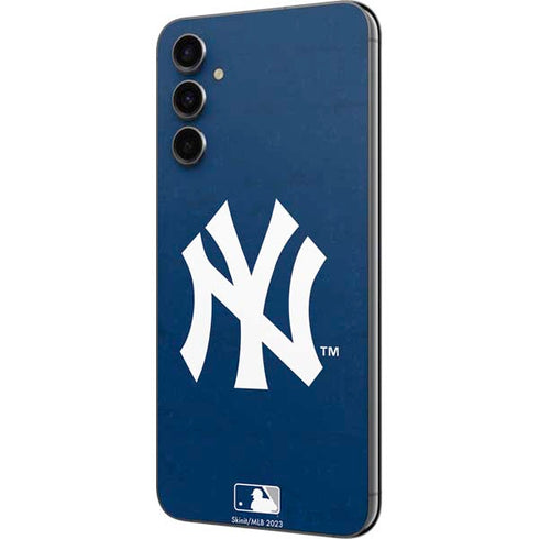 MLB New York Yankees - Solid Distressed Galaxy A14 5G Skin